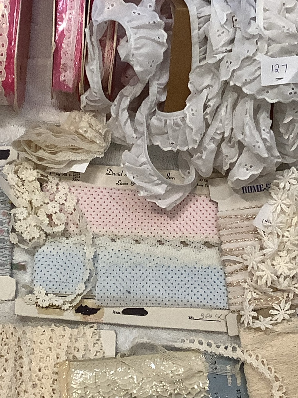 Mix Mega Lot 200+ Yards VTG Eyelet, Lace, Ribbons, Trims - Picture 10 of 15